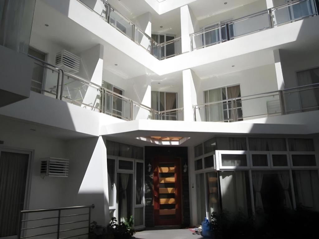 Jeffrey S 2* Balabag (Boracay)