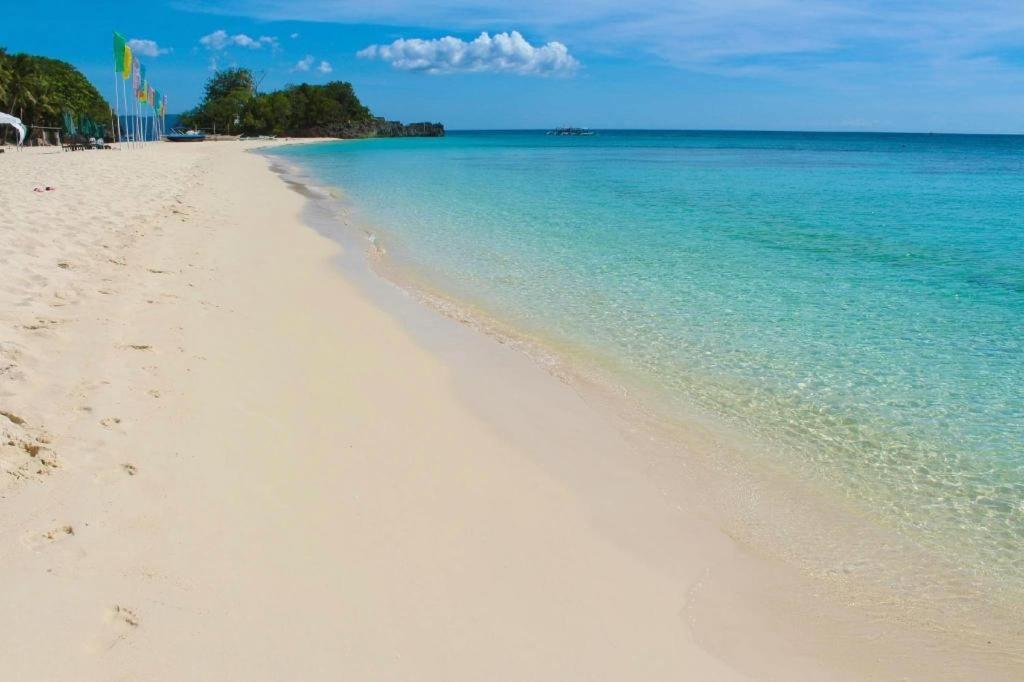 Jeffrey S 2* Balabag (Boracay)